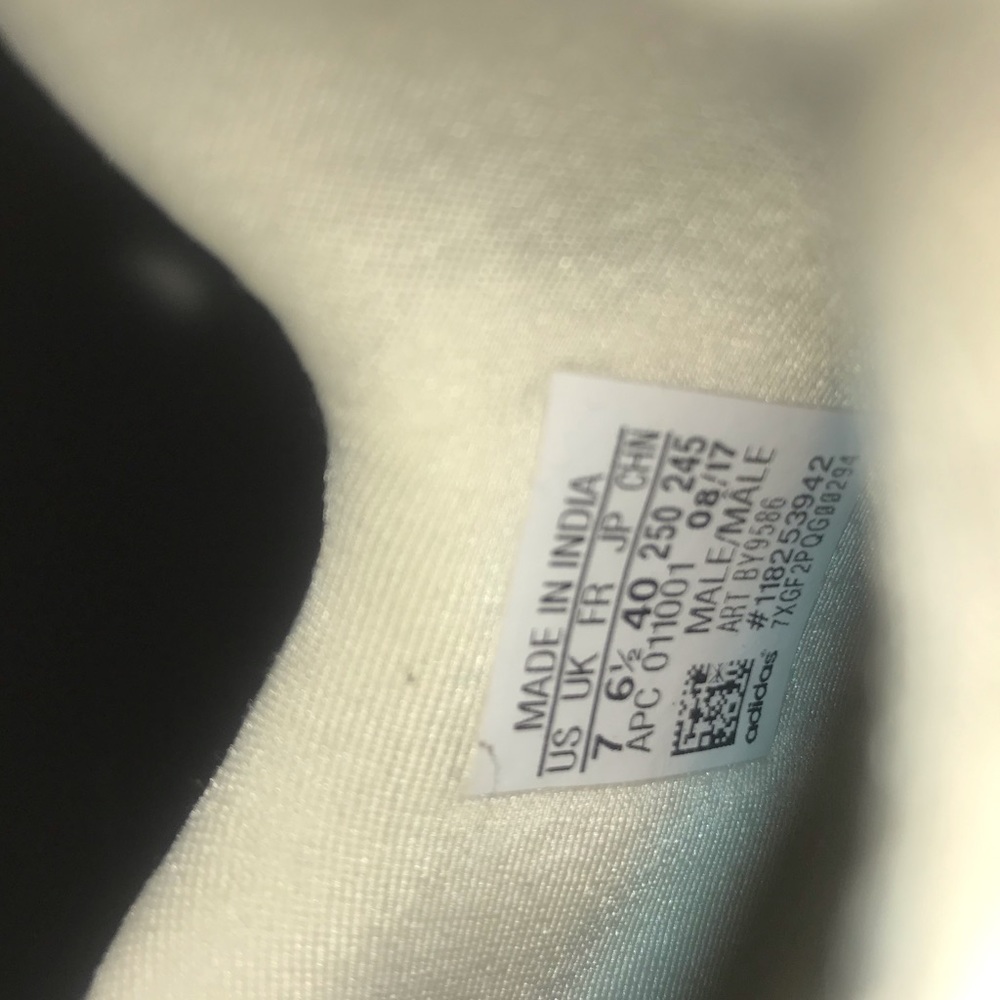 🍂  Adidas Women’s Sneakers.🍂 - Picture 4 of 5